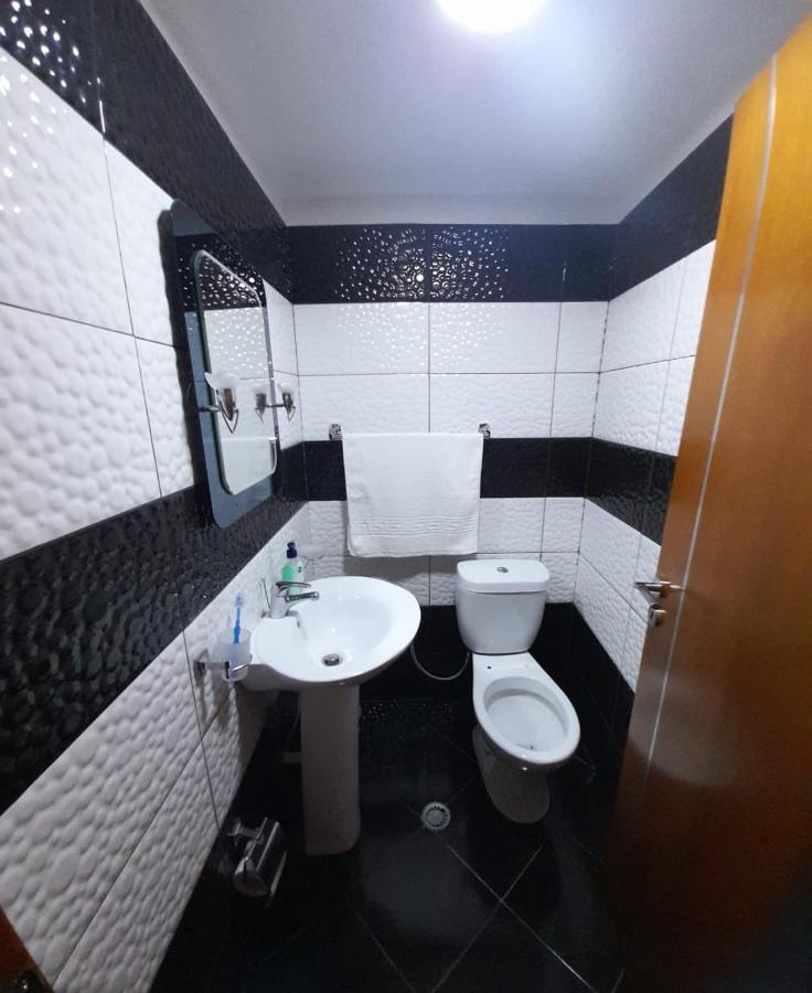 Sokolli Guest House Gjirokastër Extérieur photo