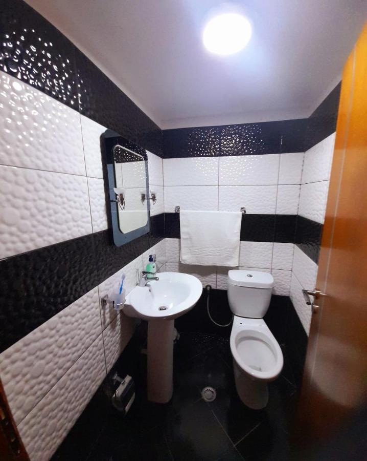 Sokolli Guest House Gjirokastër Extérieur photo