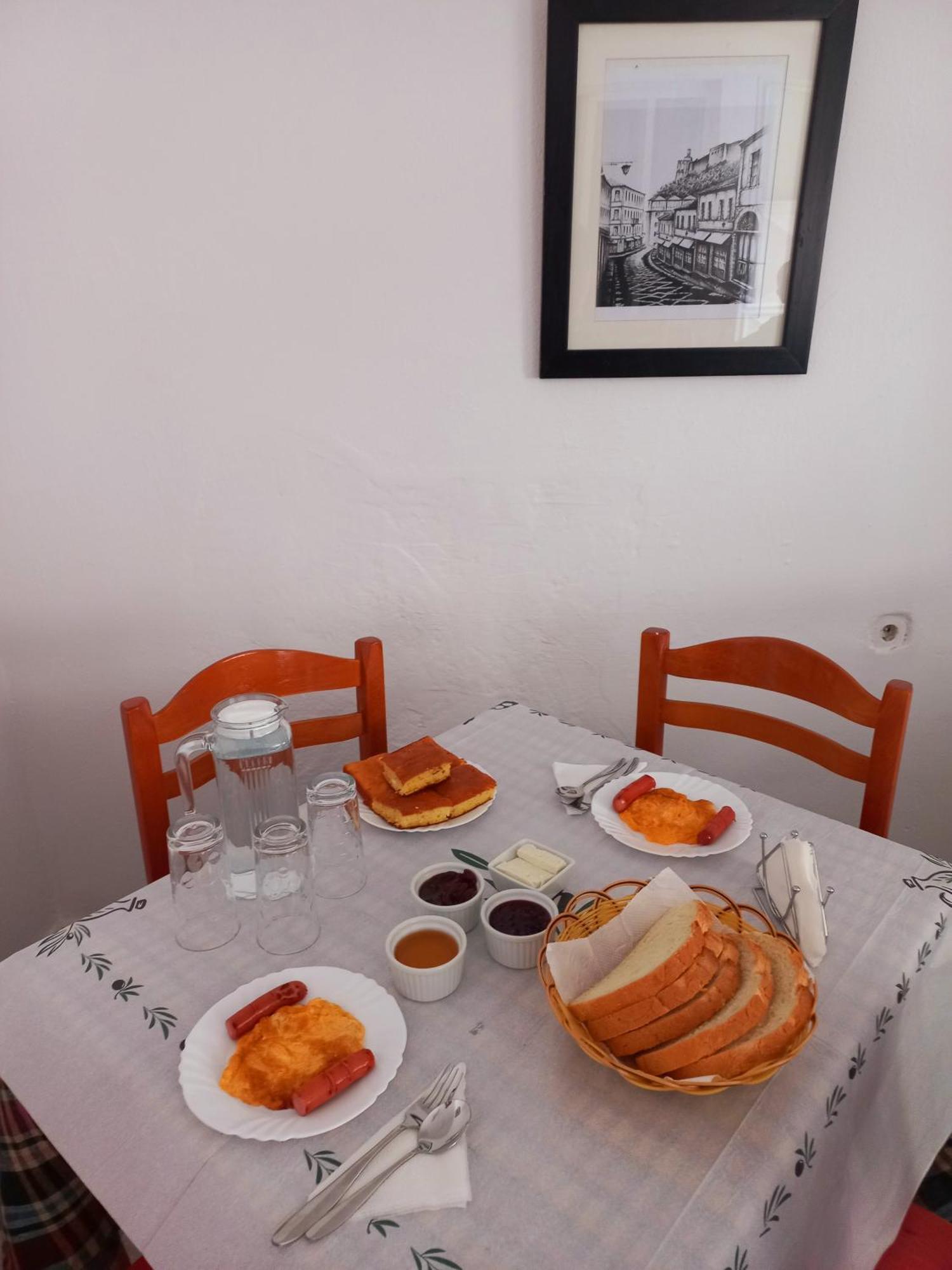 Sokolli Guest House Gjirokastër Extérieur photo
